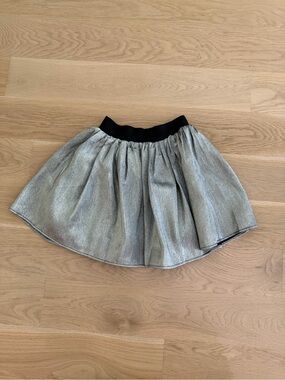 Little Olin Girls’ Metallic Silver Skirt w/ Black Waistband- size 12